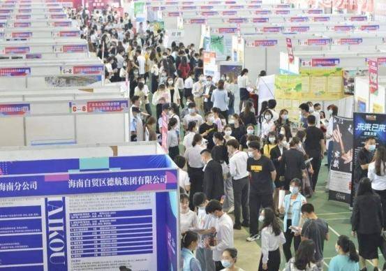 工廠建起來了，工人卻不好招了 為何國內(nèi)工廠和外企截然相反？